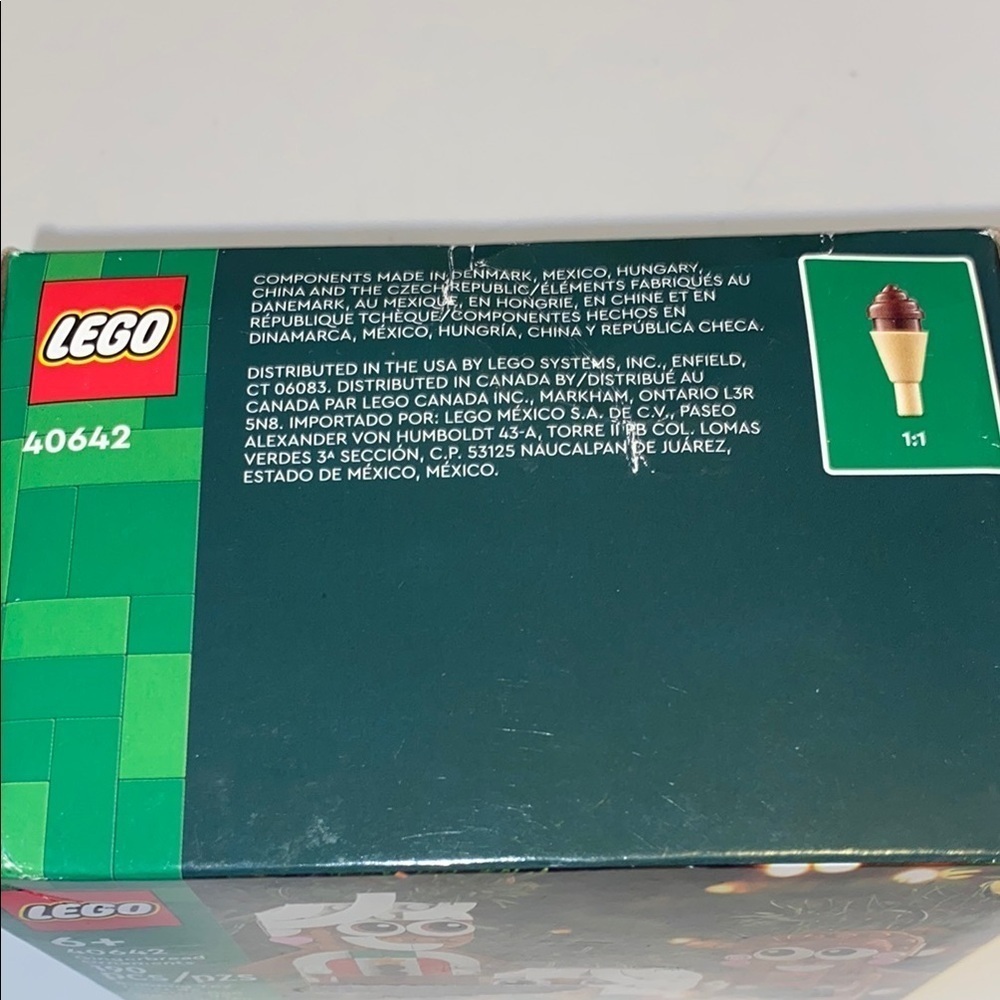 Lego Green and Brown Building Set Whimsical Gingerbread Design - Picture 4 of 8
